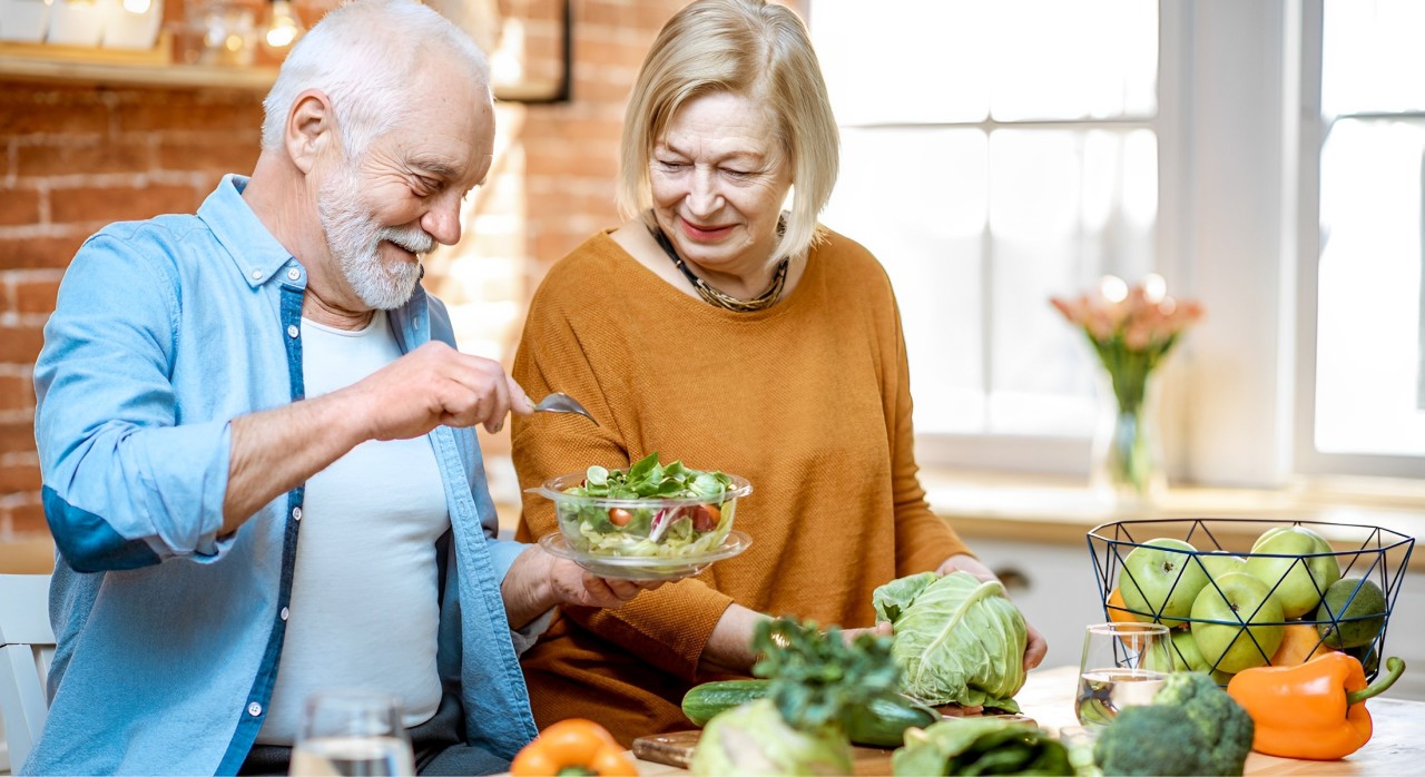 A importância de uma boa alimentação para os 60+